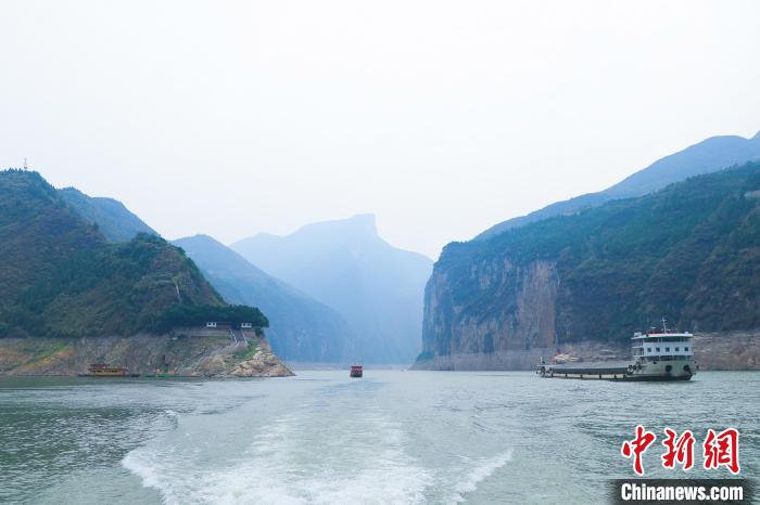 一場巡河“找茬”行動，何以巡出碧水東流的長江？