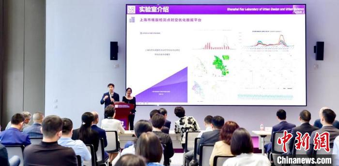 高校、政府與醫(yī)院攜手培養(yǎng)城市科學(xué)、數(shù)字化領(lǐng)域復(fù)合型人才