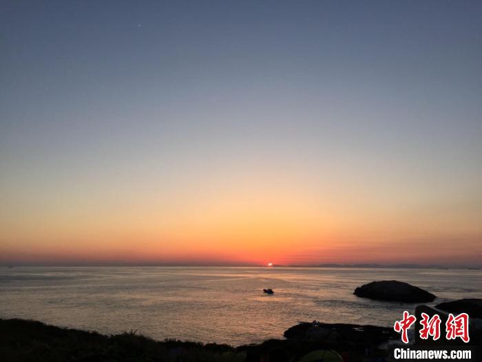 浙江海域一景?！×植?攝