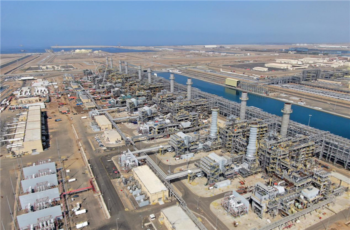 圖為無人機拍攝的吉贊燃機聯(lián)合循環(huán)電站。山東電建供圖