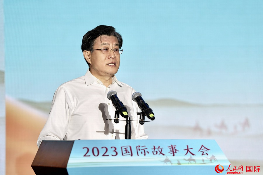中國人民對外友好協(xié)會副會長李?？罗o。人民網(wǎng) 盧鵬宇攝