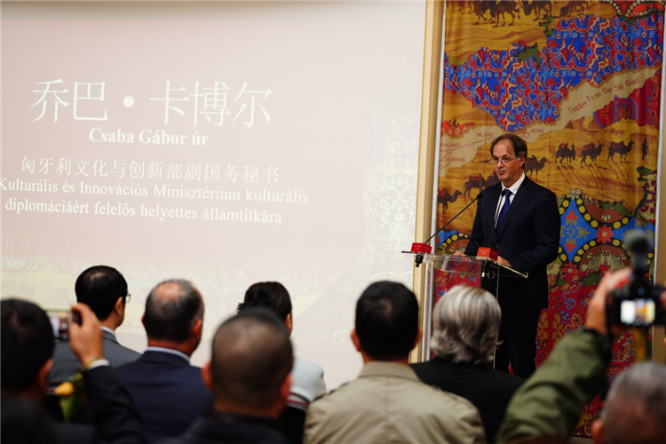 匈牙利文化與創(chuàng)新部副國務(wù)秘書喬巴·卡博爾。布達(dá)佩斯中國文化中心供圖