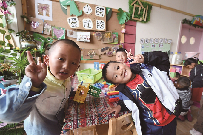 江蘇援建的拉薩市江蘇實驗幼兒園，所有師資在江蘇接受培訓，打造具有江蘇水準的優(yōu)質學前教育資源。 本報記者 萬程鵬 攝