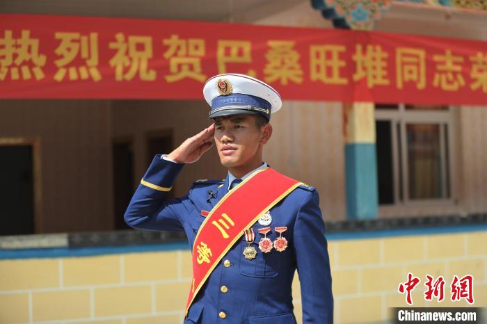 護西藏“江南”森林生態(tài)安全、提升專業(yè)技能兩位消防員獲個人三等功
