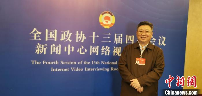 圖為全國政協(xié)委員、青海省統(tǒng)戰(zhàn)部部長公保扎西。受訪者供圖