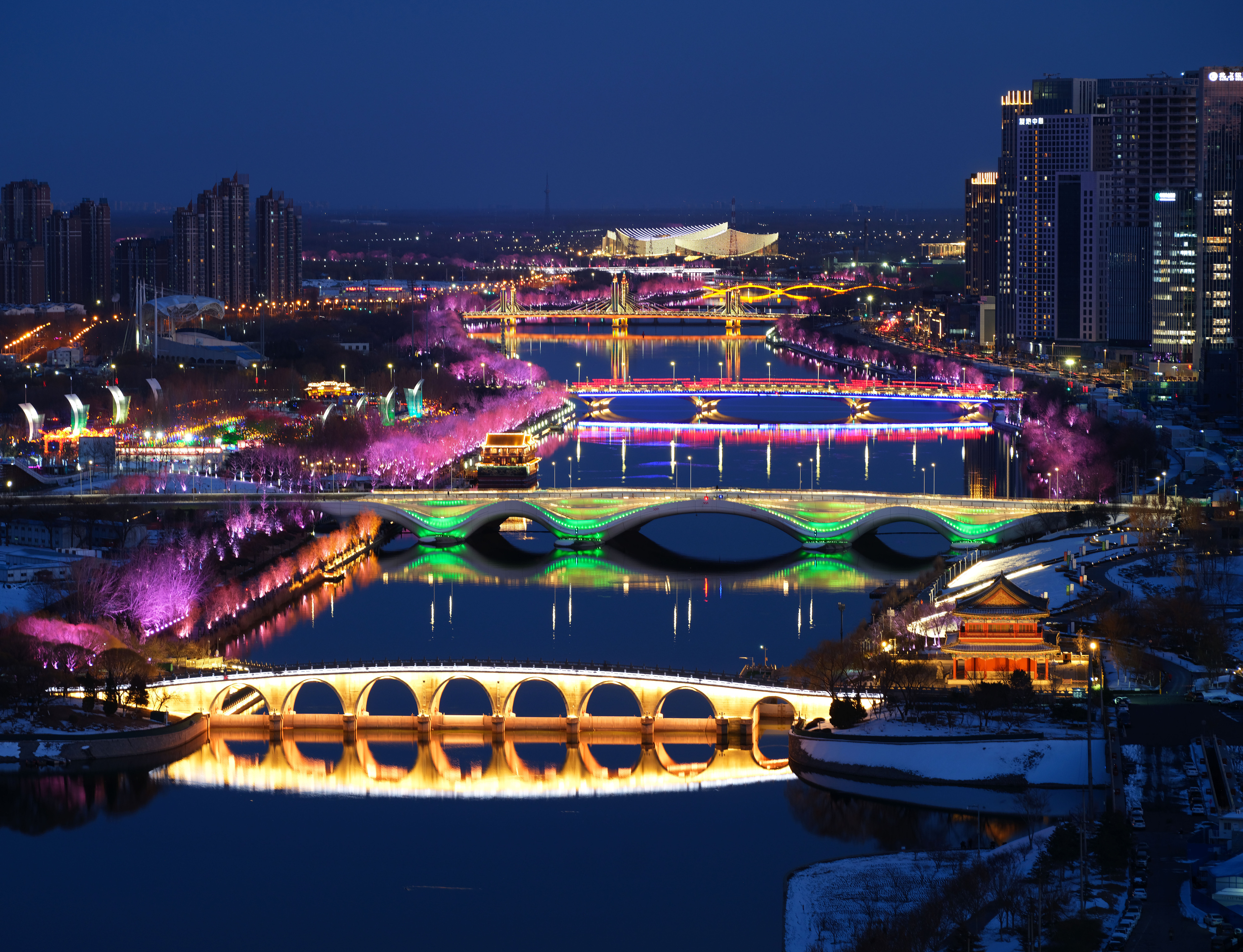 2024年2月22日，京杭大運(yùn)河北京通州段夜景。