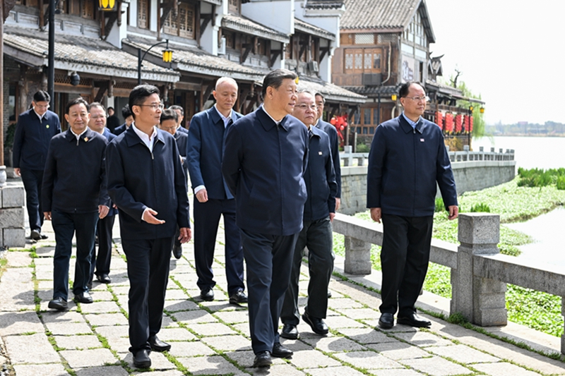 2024年3月19日，習(xí)近平總書記在湖南常德河街考察。