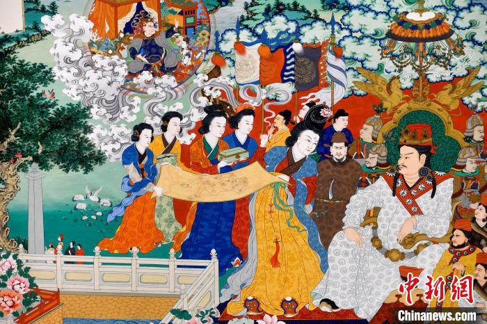 圖為5月16日，展覽中的新創(chuàng)唐卡作品(局部)?！±盍?攝