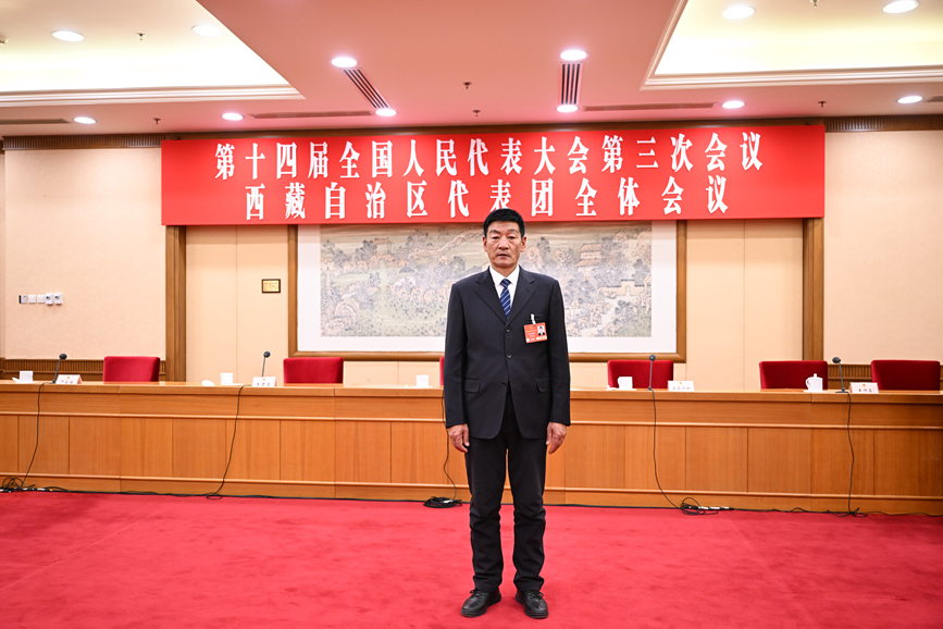 全國人大代表、國網(wǎng)拉薩供電公司城區(qū)供電服務中心帶電作業(yè)保電班副班長扎西尼瑪。次吉美朵攝